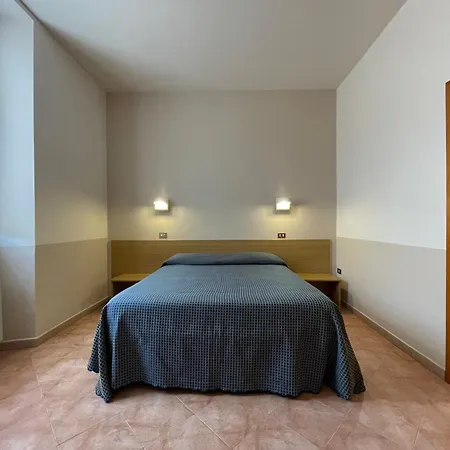 Pensión Settecamini 4*